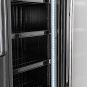 Armoire à boissons 460 Litres sur roulettes Full Black PREMIUM - GOLDINOX